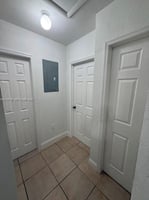 32918934