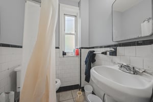 32923805