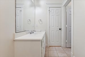 32925916