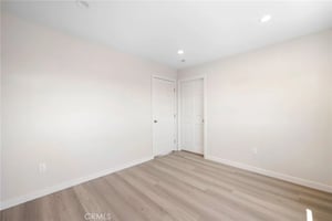 32934605
