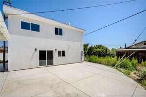32934618