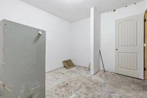 32945395