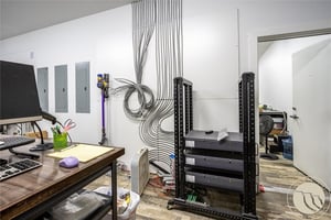 32946113