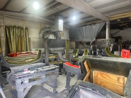 32953586
