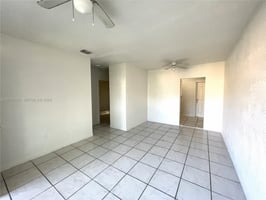 32950373