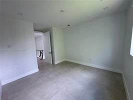 32950540