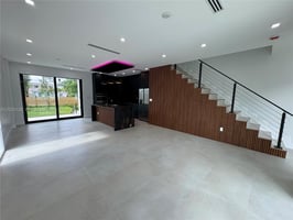 32950584
