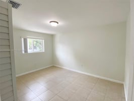 32950900