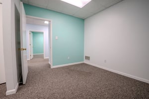 32952530