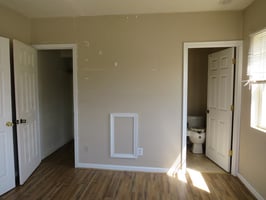 32958971