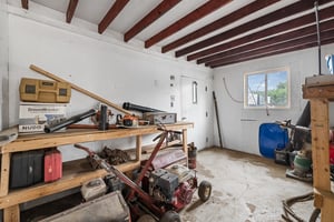 32984776