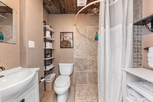 33122304