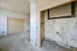 33129713