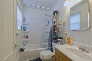 33179691