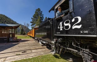 33152289