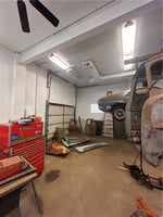 33152867