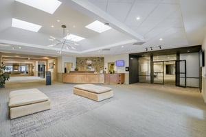 33163068
