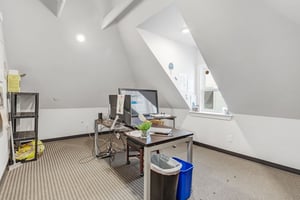 33167940