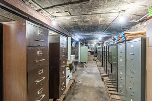 33163851