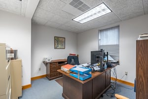 33163842