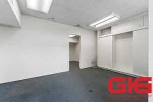 33170098