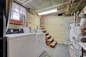 33174549