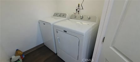 33173991