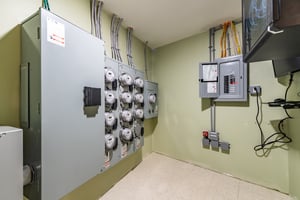 33176070