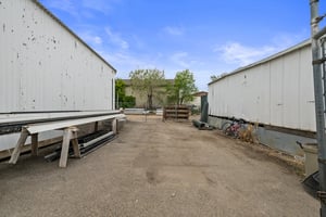 33177607