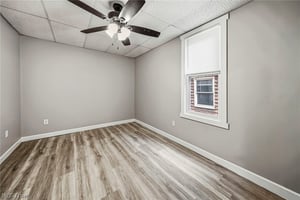 33180205