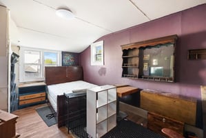 33180780