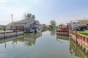 33193162
