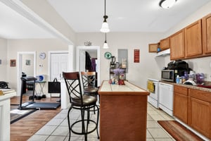 33205590