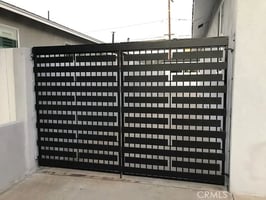 33211813