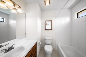 33220909
