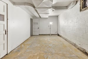 33230481