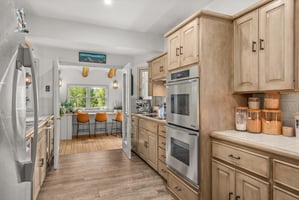 33238645