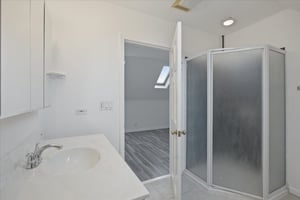 33723564