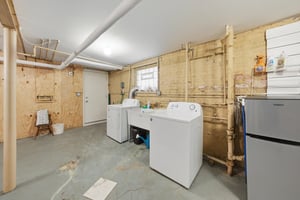 33247520