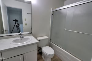 33249611