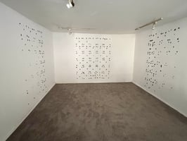 33253098