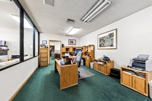 33262568