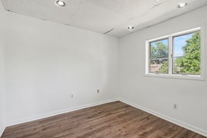 33273101