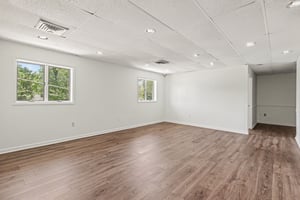 33273091