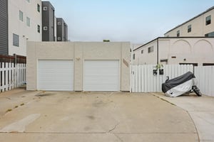 33841822