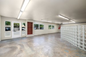 33687934
