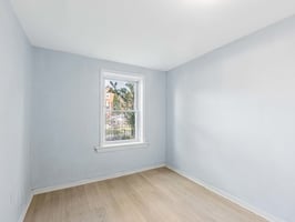 33303288