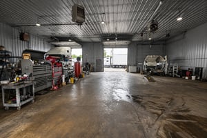 33517385