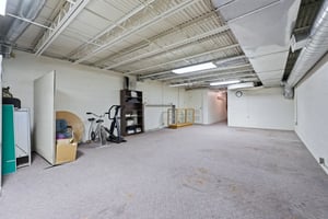 33490375