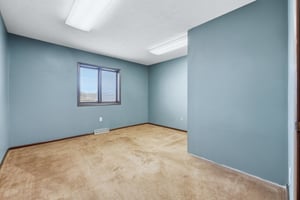 33490386